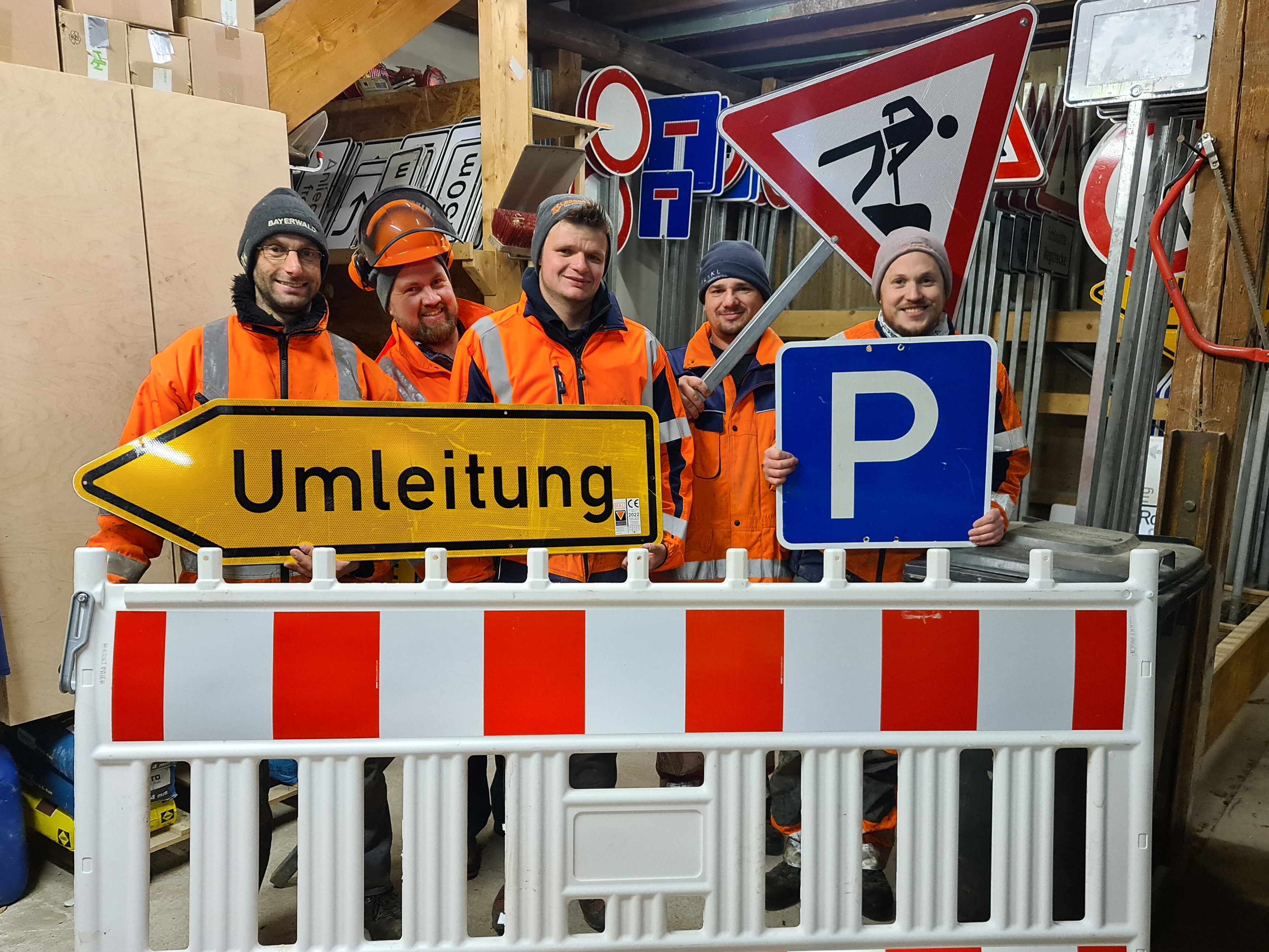 faschingsmotto_baustelle_c-markt_prien_a._chiemsee.jpg